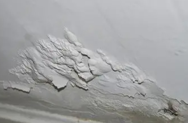 苏尼特右楼顶漏水维修公司分享下苏尼特右卫生间防水层的施工及细部处理。